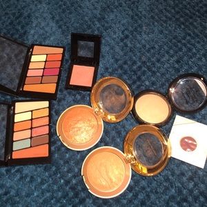 Makeup bundle